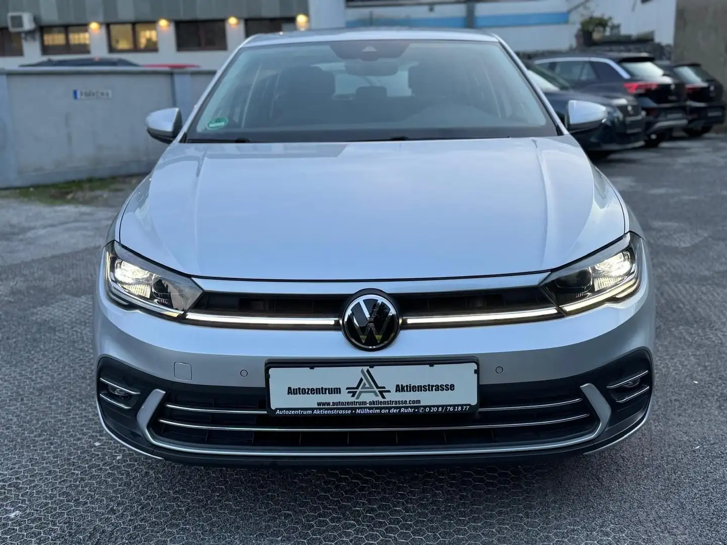 Volkswagen Polo VI Style Digitalt. APP-Conn LED Modell 2022 Silber - 2