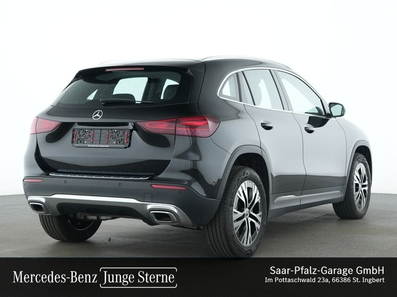Mercedes-Benz GLA 200 GLA 200 PROGRESSIVE*LED*NAVIGATION*PTS*R-KAM*DAB — photo 4