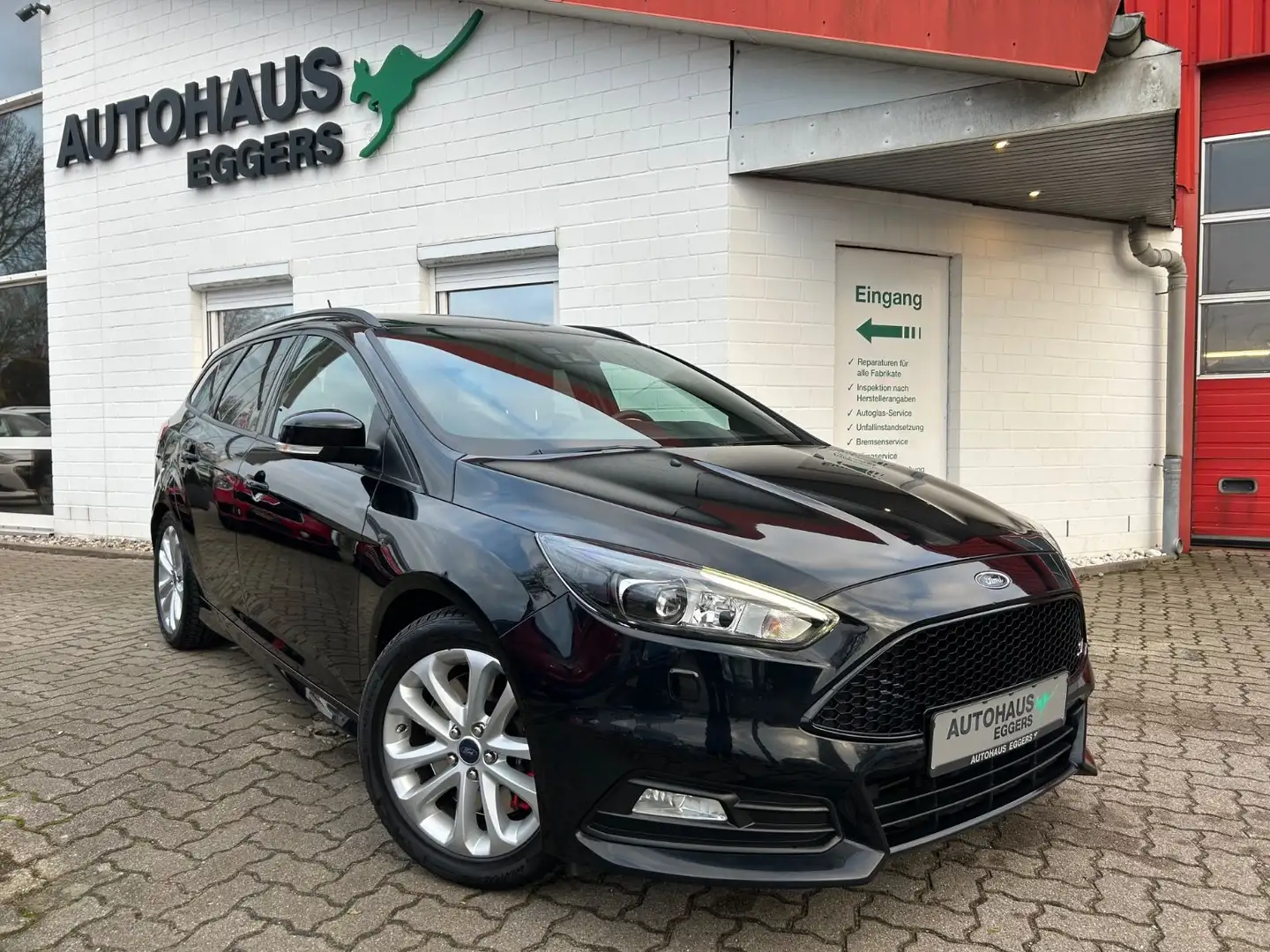 Ford Focus Turnier ST/NAVI/SHZ/S+W/KAM/ANDROID AUTO Schwarz - 1