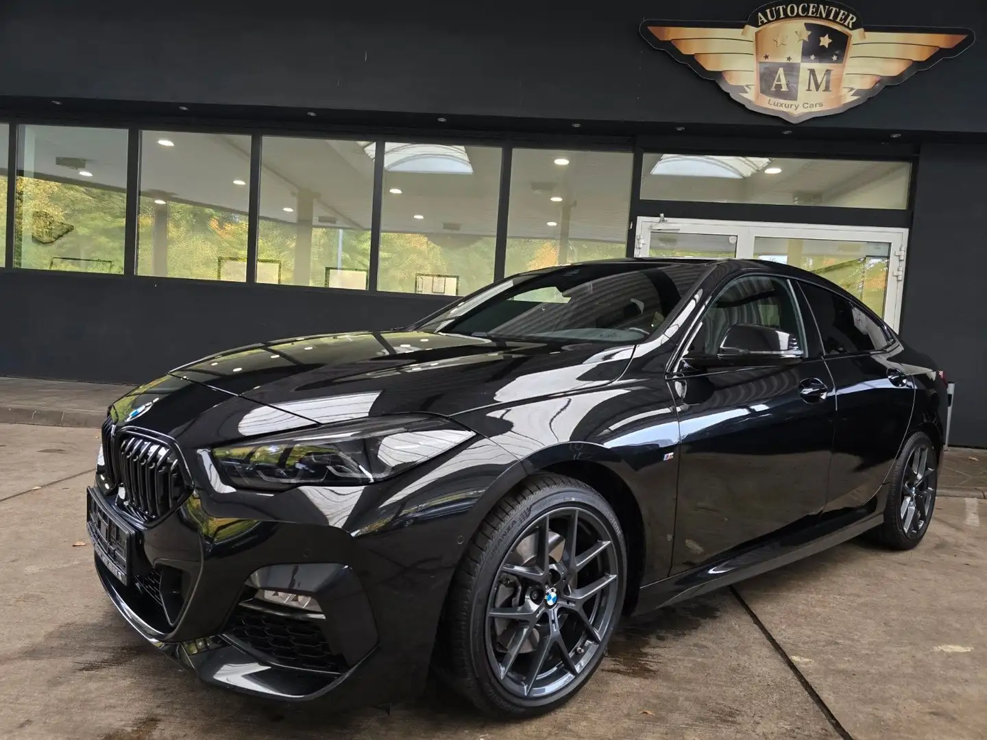 BMW 220 220d xDrive Gran Coupe M-Sportpaket LEDER/PANO Noir - 1