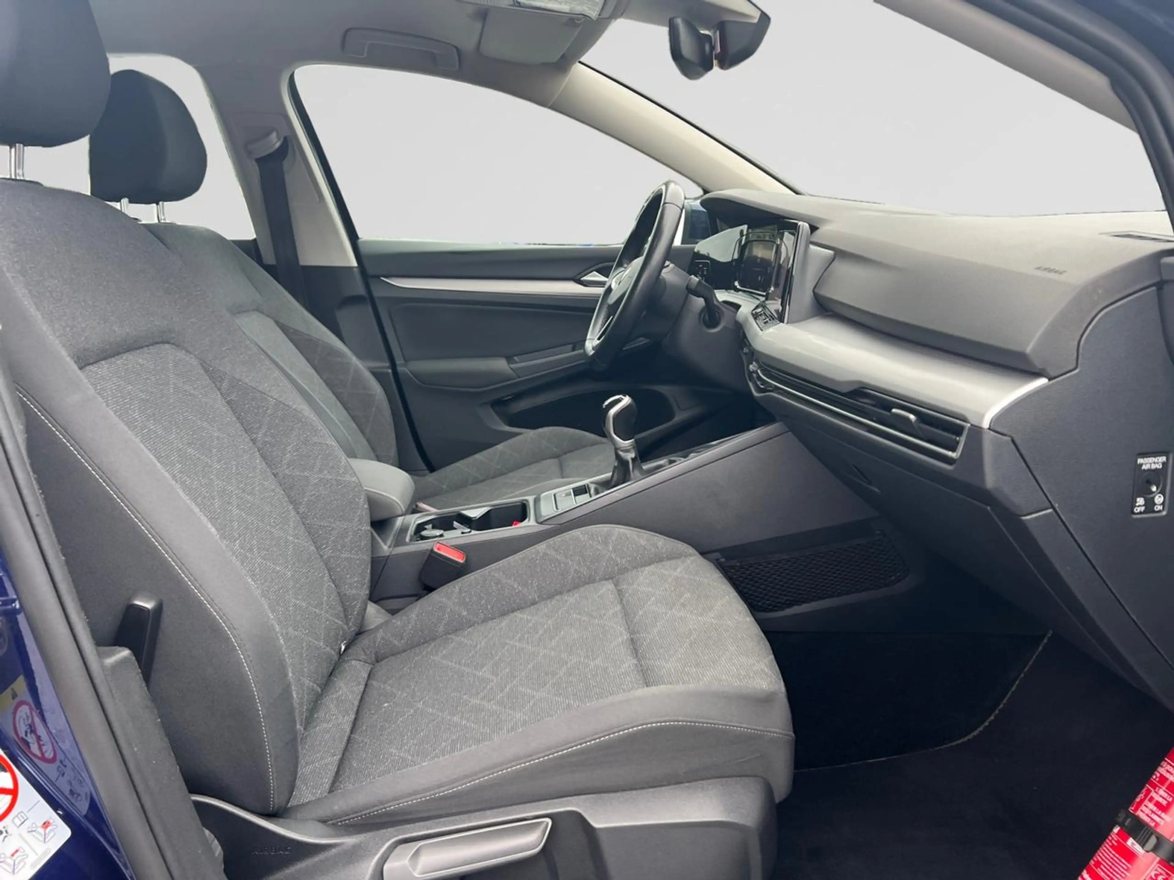 Volkswagen Golf Golf 1.0 TSI Life OPF — photo 11