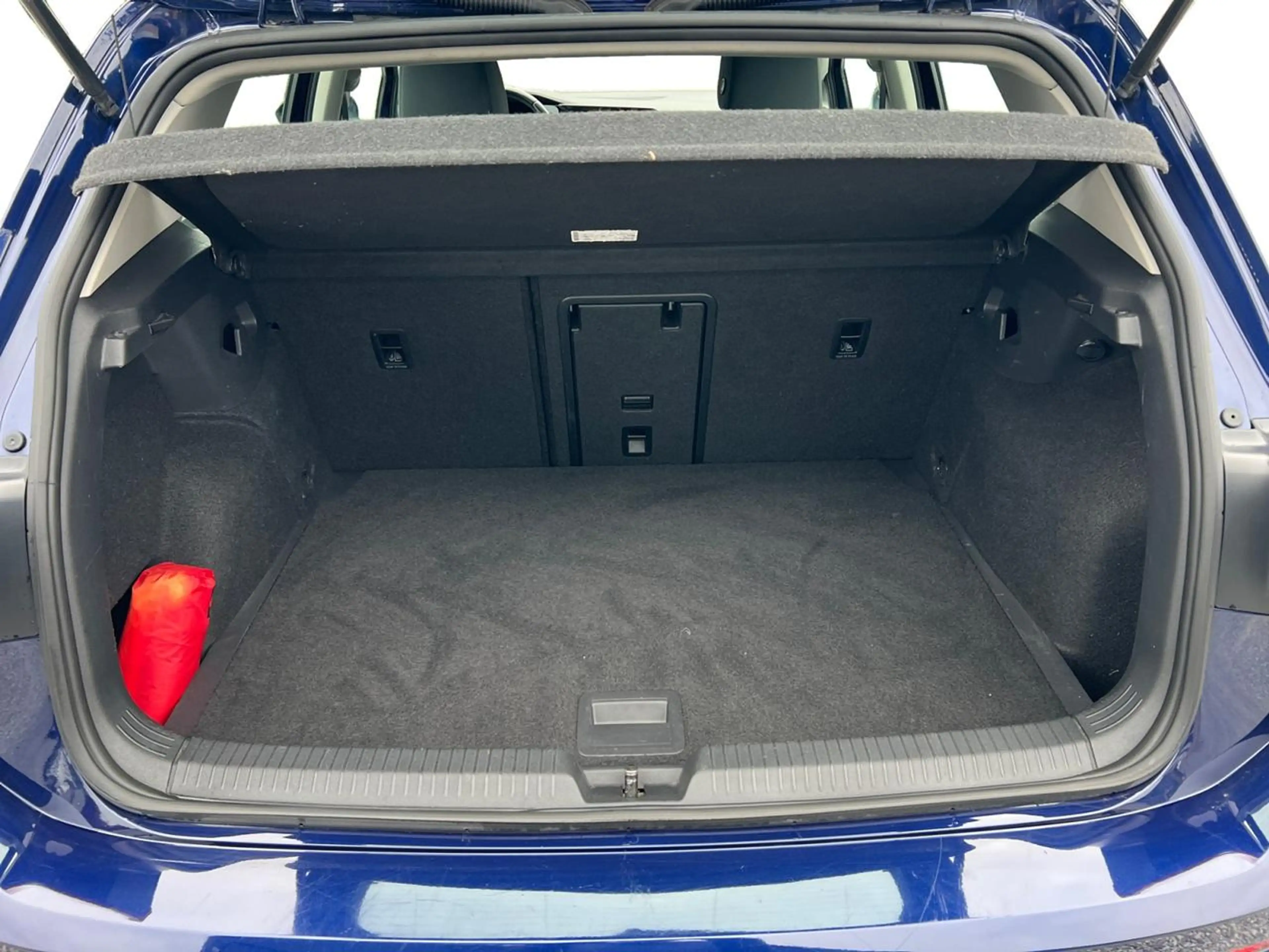 Volkswagen Golf Golf 1.0 TSI Life OPF — photo 14