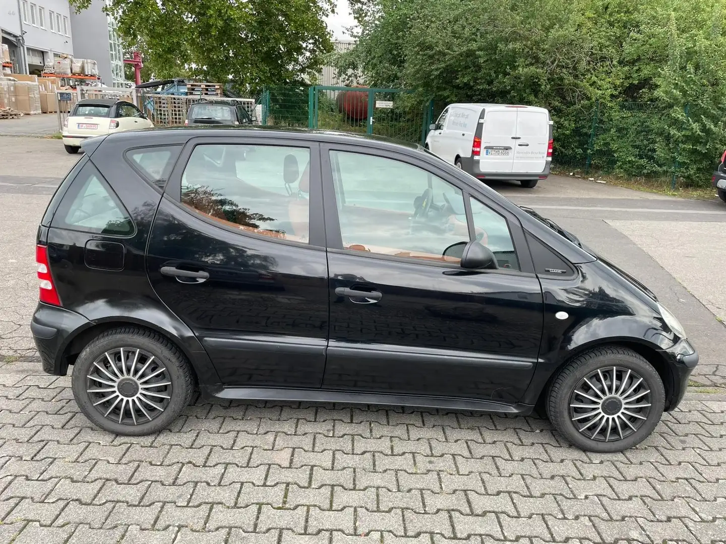 Mercedes-Benz A 140 L Elegance Noir - 1