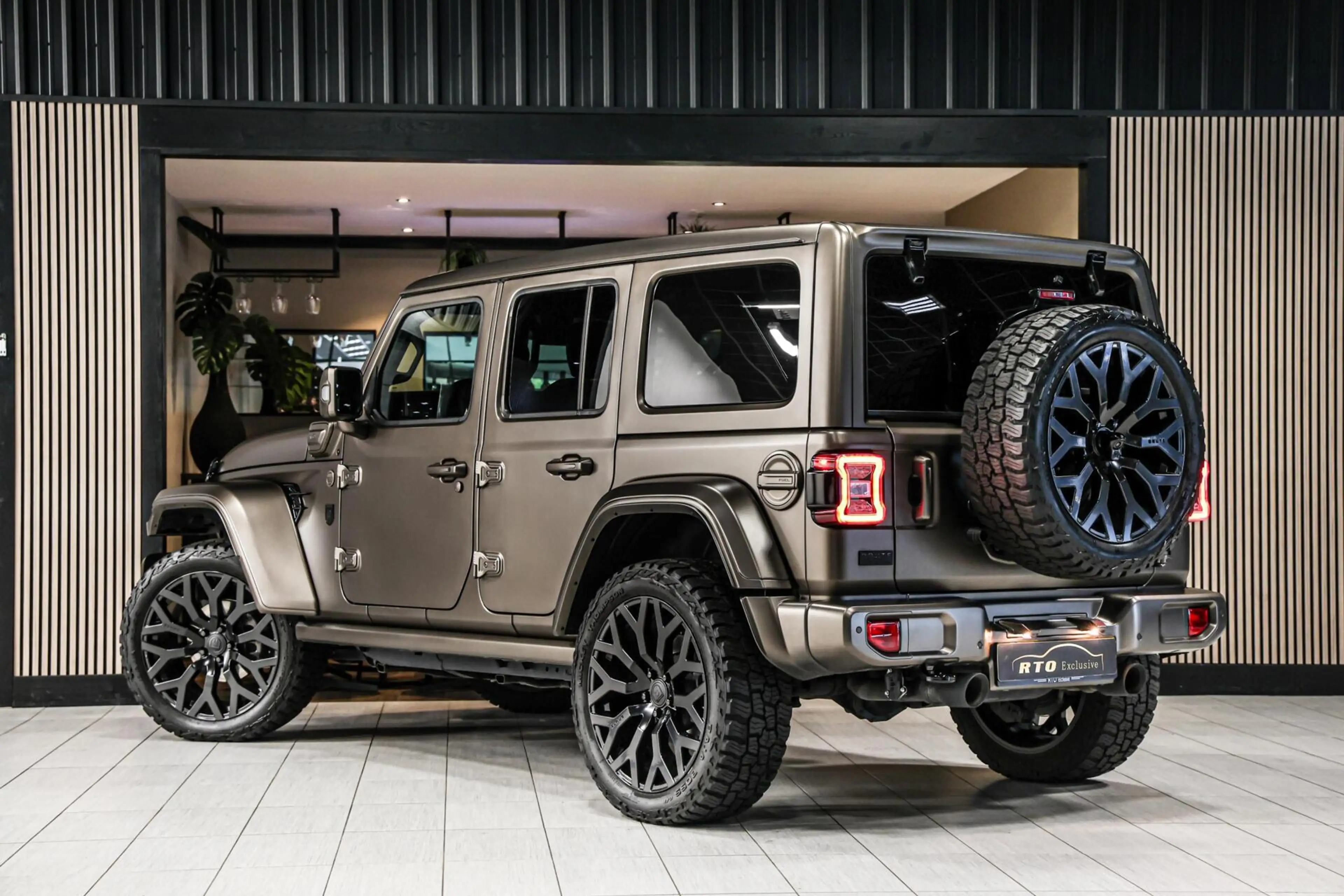Jeep Wrangler Unlimited 4xe 380 Sahara|BRUTE|Cabrio|Matt|Leder|2 — photo 7