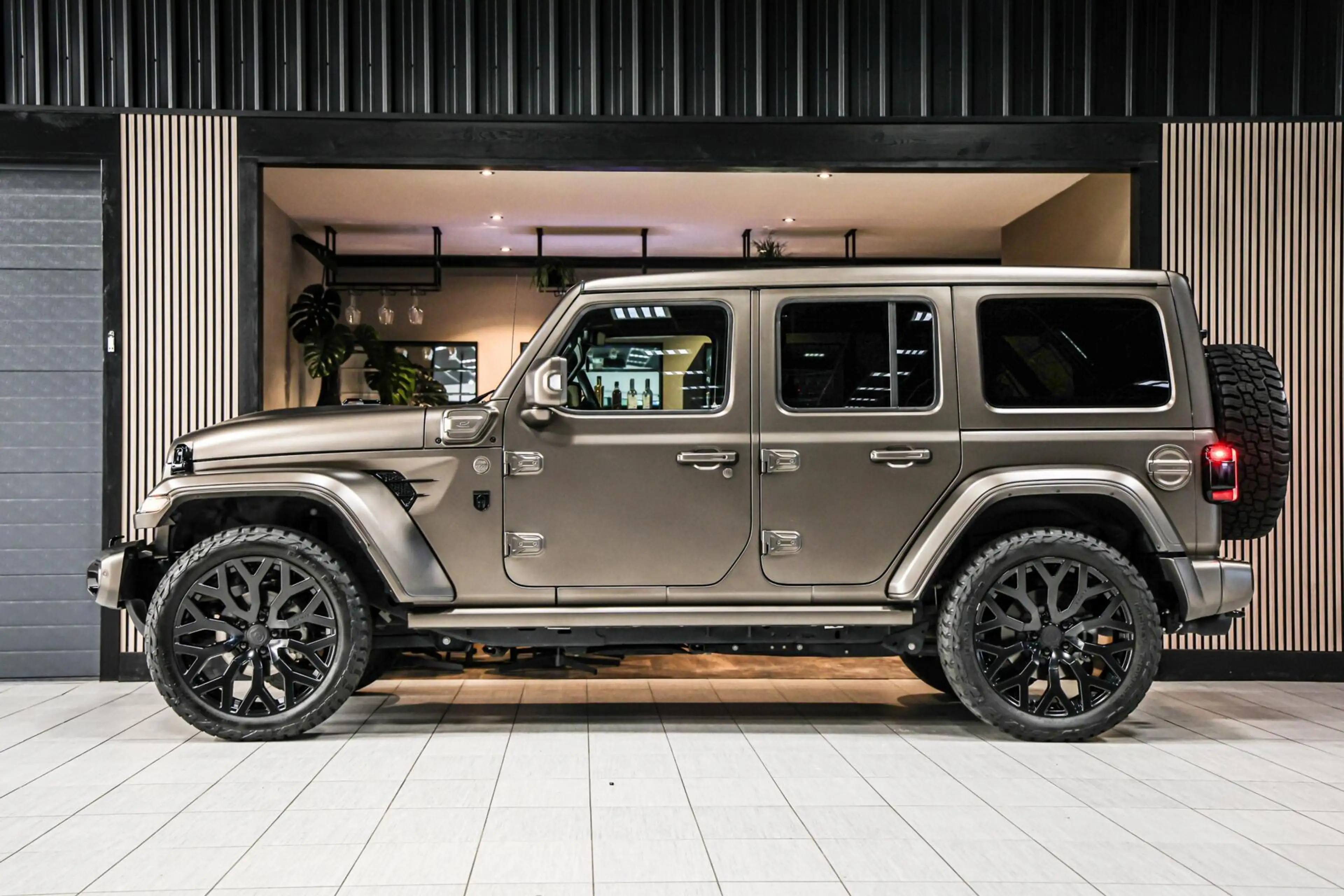 Jeep Wrangler Unlimited 4xe 380 Sahara|BRUTE|Cabrio|Matt|Leder|2 — photo 9