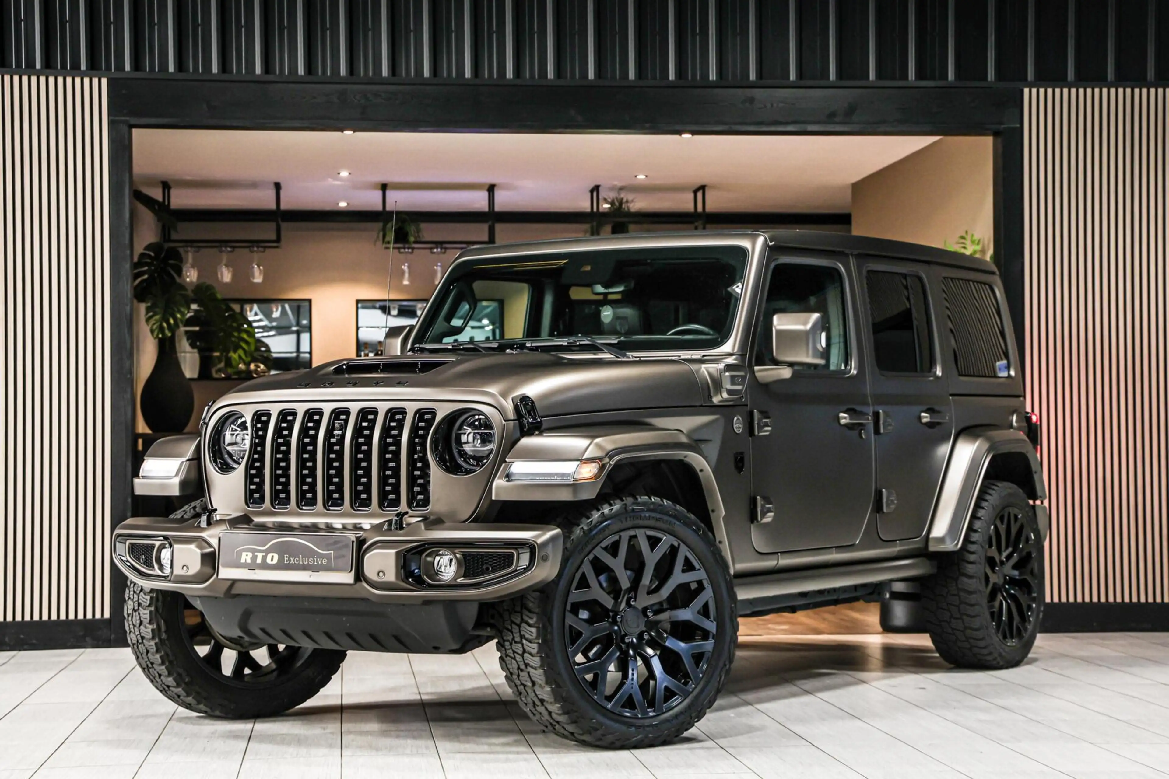 Jeep Wrangler Unlimited 4xe 380 Sahara|BRUTE|Cabrio|Matt|Leder|2 — photo 3