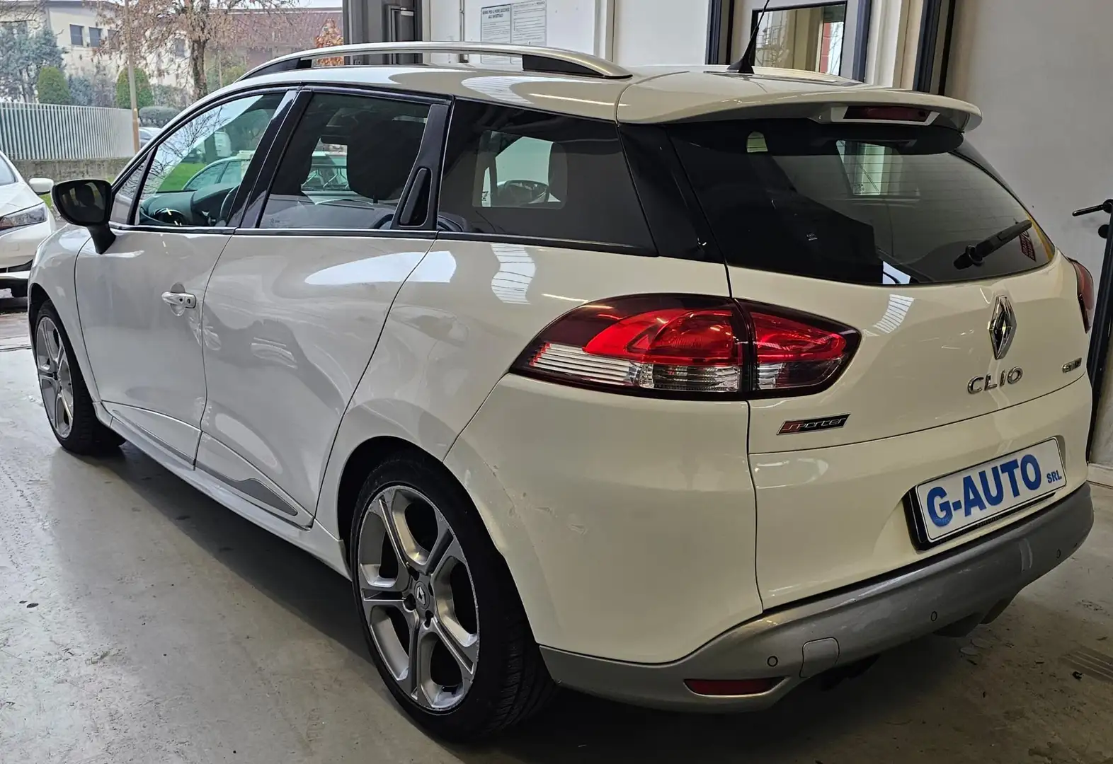 Renault Clio Clio IV 2012 Sporter Sporter 1.2 GT 120cv edc Bianco - 2