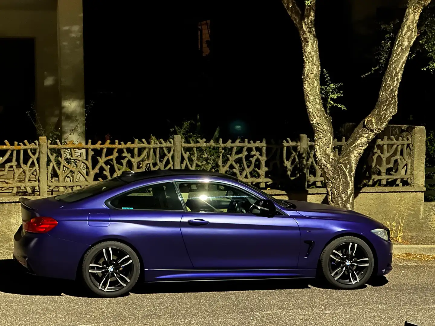 BMW 420 420d Coupe Msport 184cv auto Fioletowy - 1