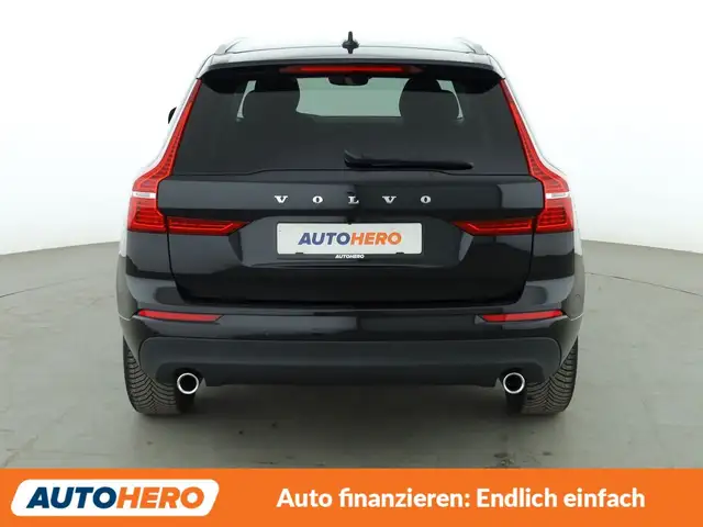 Volvo XC60 view 5
