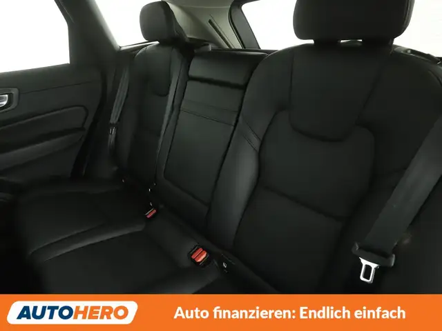 Volvo XC60 view 14