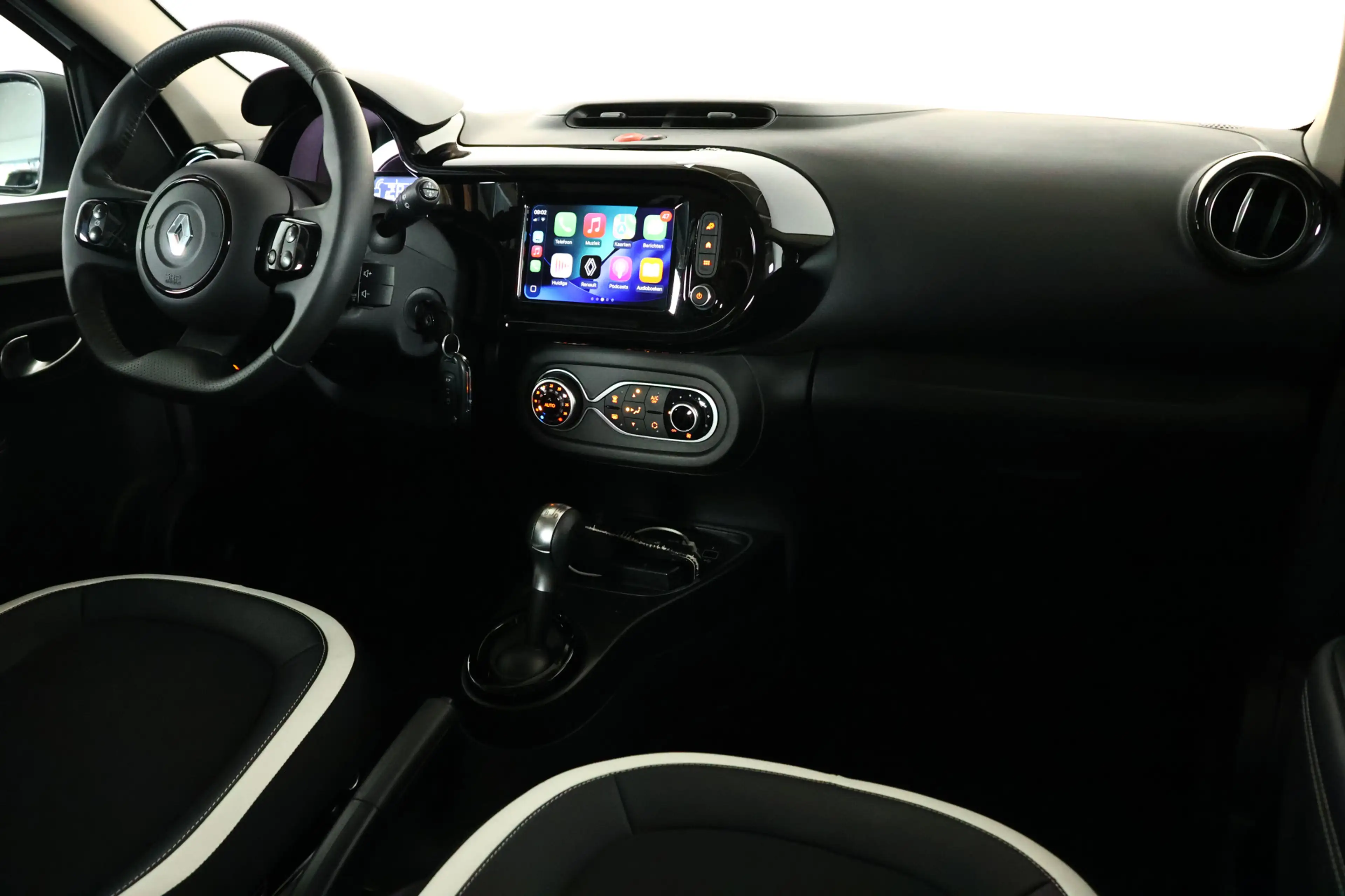 Renault Twingo Z.E. R80 E-Tech Série Limitée Urban Night 22 kWh N — photo 7