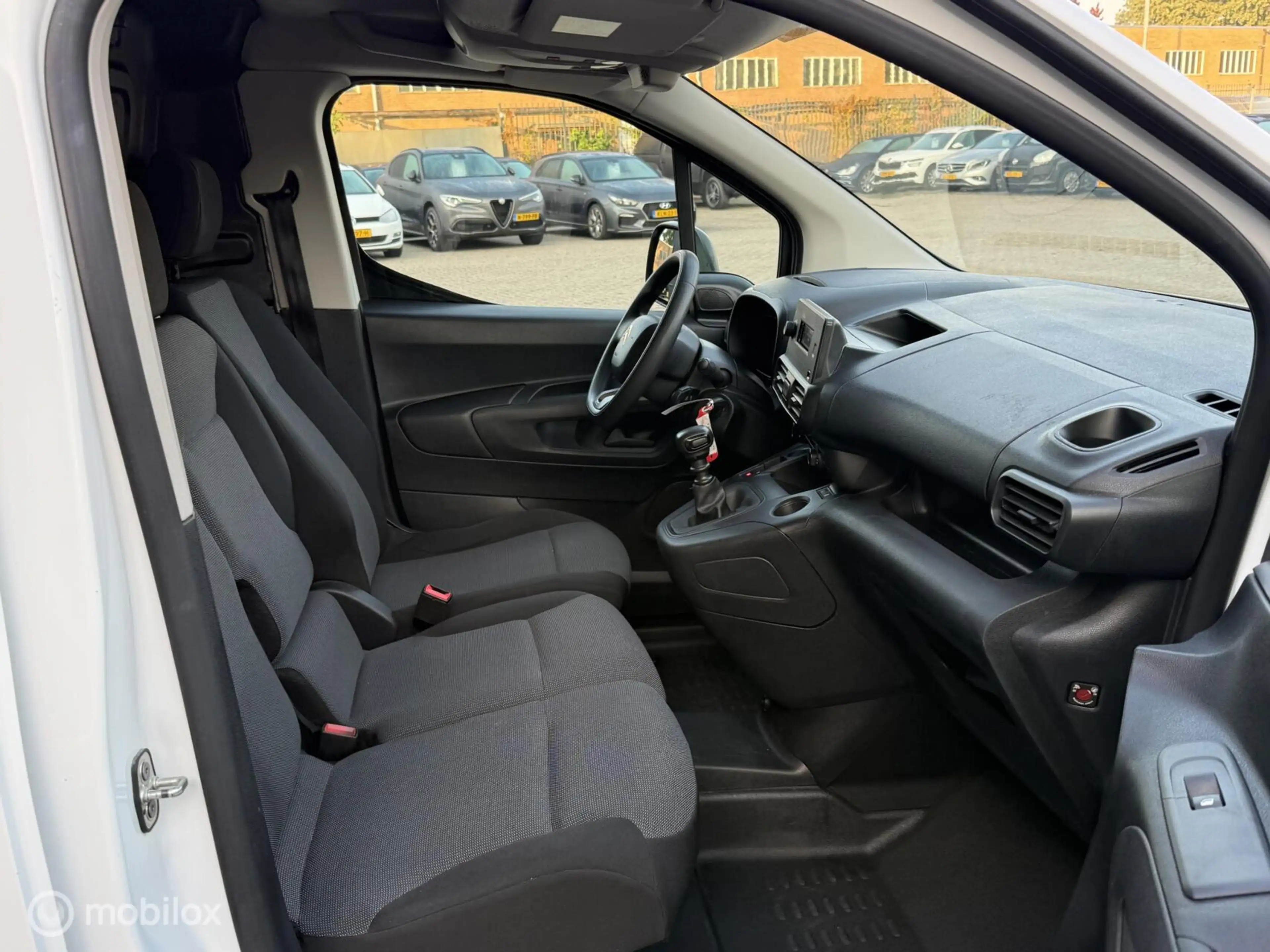 Citroen Berlingo bestel 1.2 PureTech Club RIEM VERVANGEN — photo 14