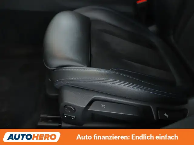 BMW 3 Series view 26