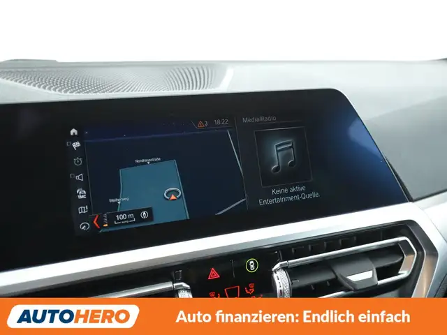 BMW 3 Series view 21
