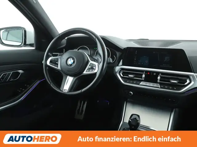 BMW 3 Series view 13