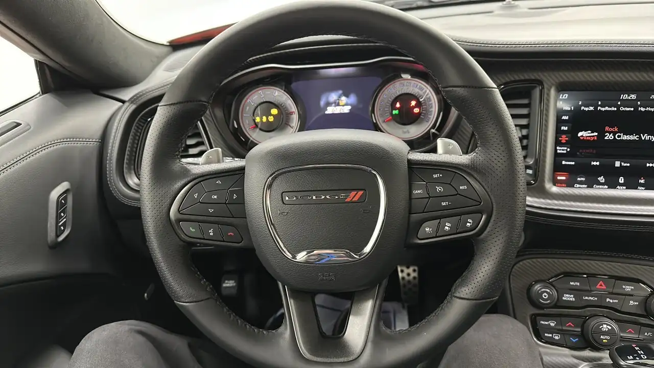 Dodge Challenger снимка Dodge Challenger