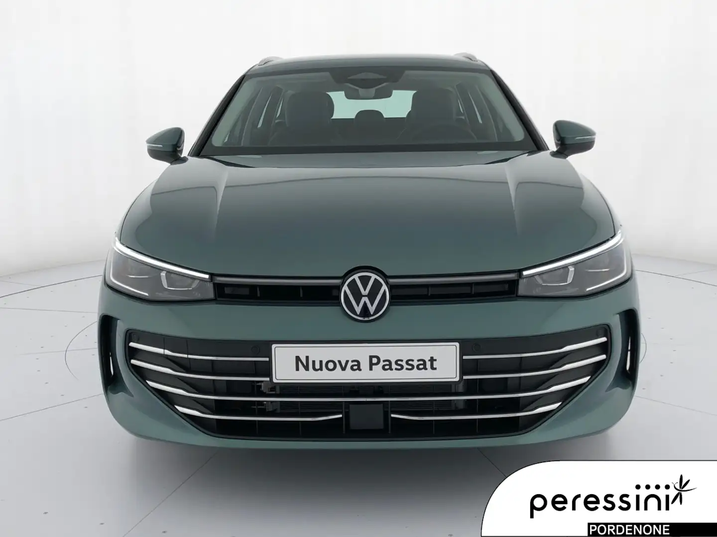 Volkswagen Passat Nuova Passat Business 1.5 eTSI ACT 110 kW (150 CV) Verde - 2