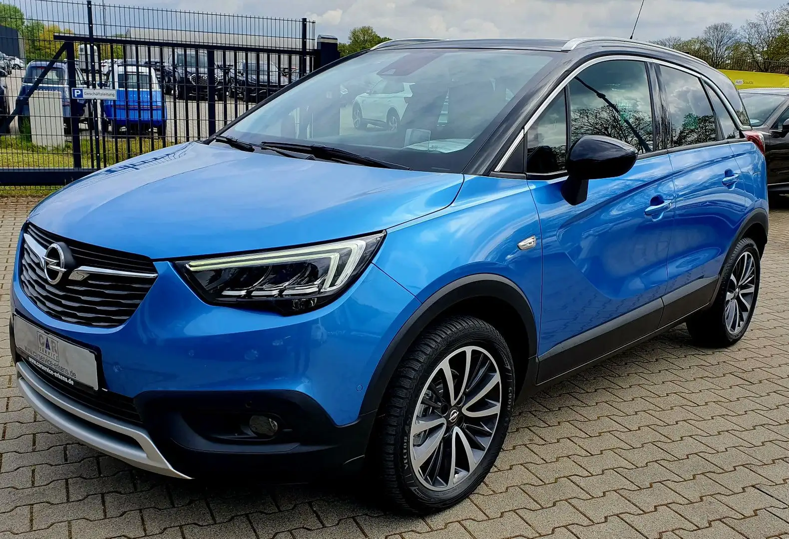 Opel Crossland X Automatik  Navi  Intellilink LED Blue - 1