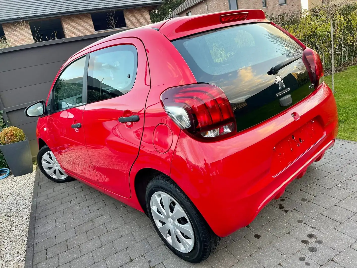 Peugeot 108 1.0i * 46.000 Km * Car Pass * 5 Portes * Euro 5B!! Rood - 2