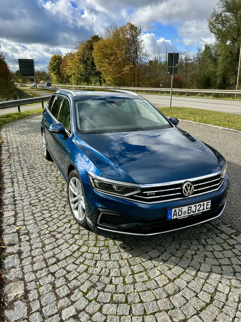 Volkswagen Passat Variant GTE Blau - 1