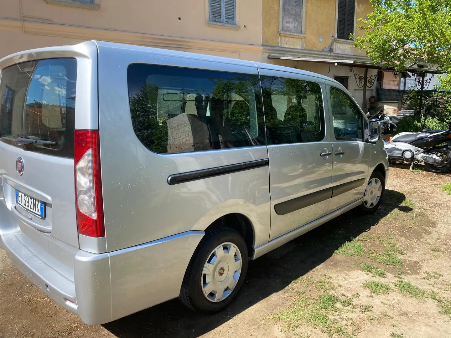 Fiat Doblo 2.0 mjt 16v Dynamic Grigio - 2