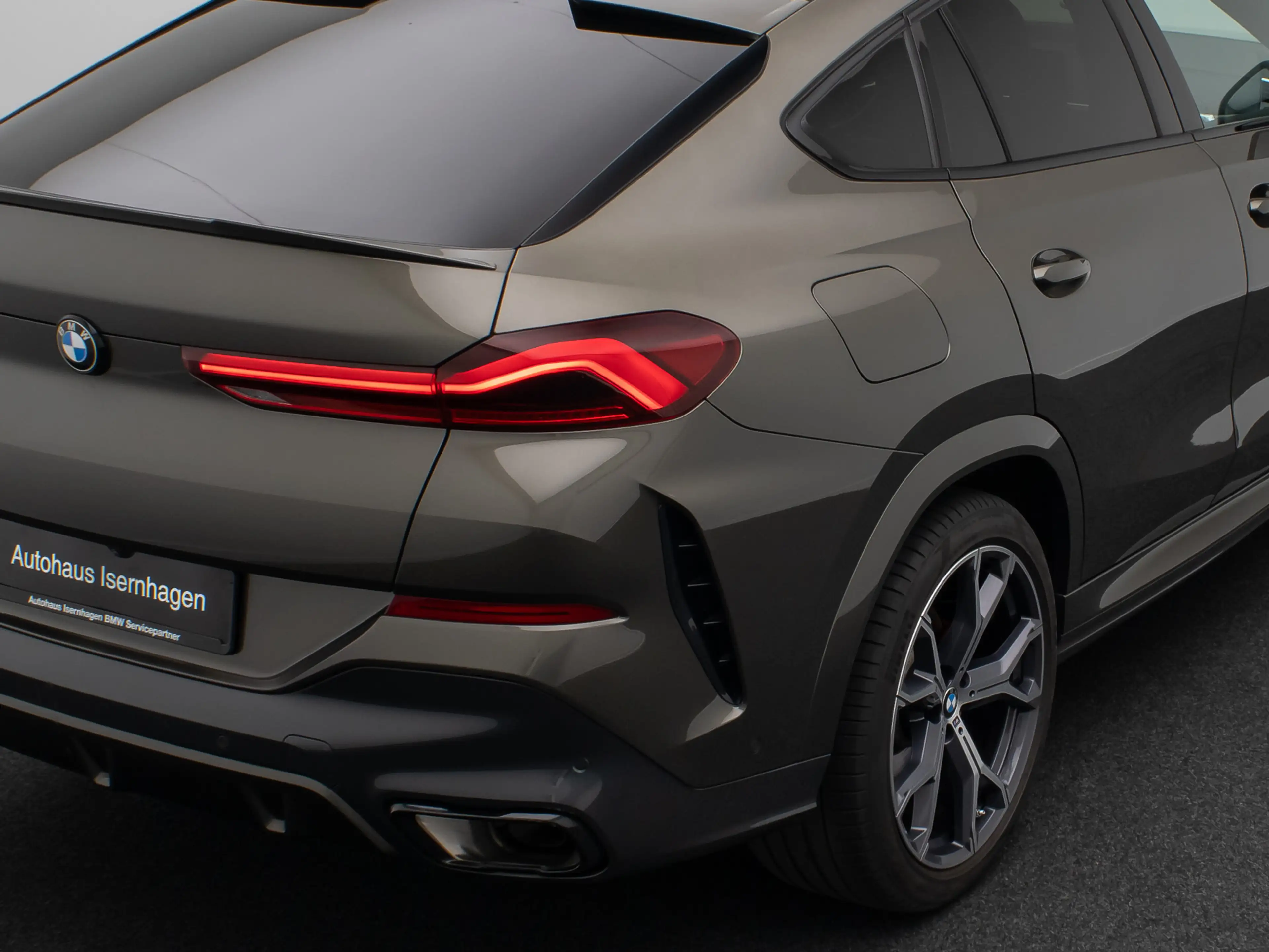 BMW X6 MSport Kamera Laser HUD DAB HiFi 21Zoll — photo 15