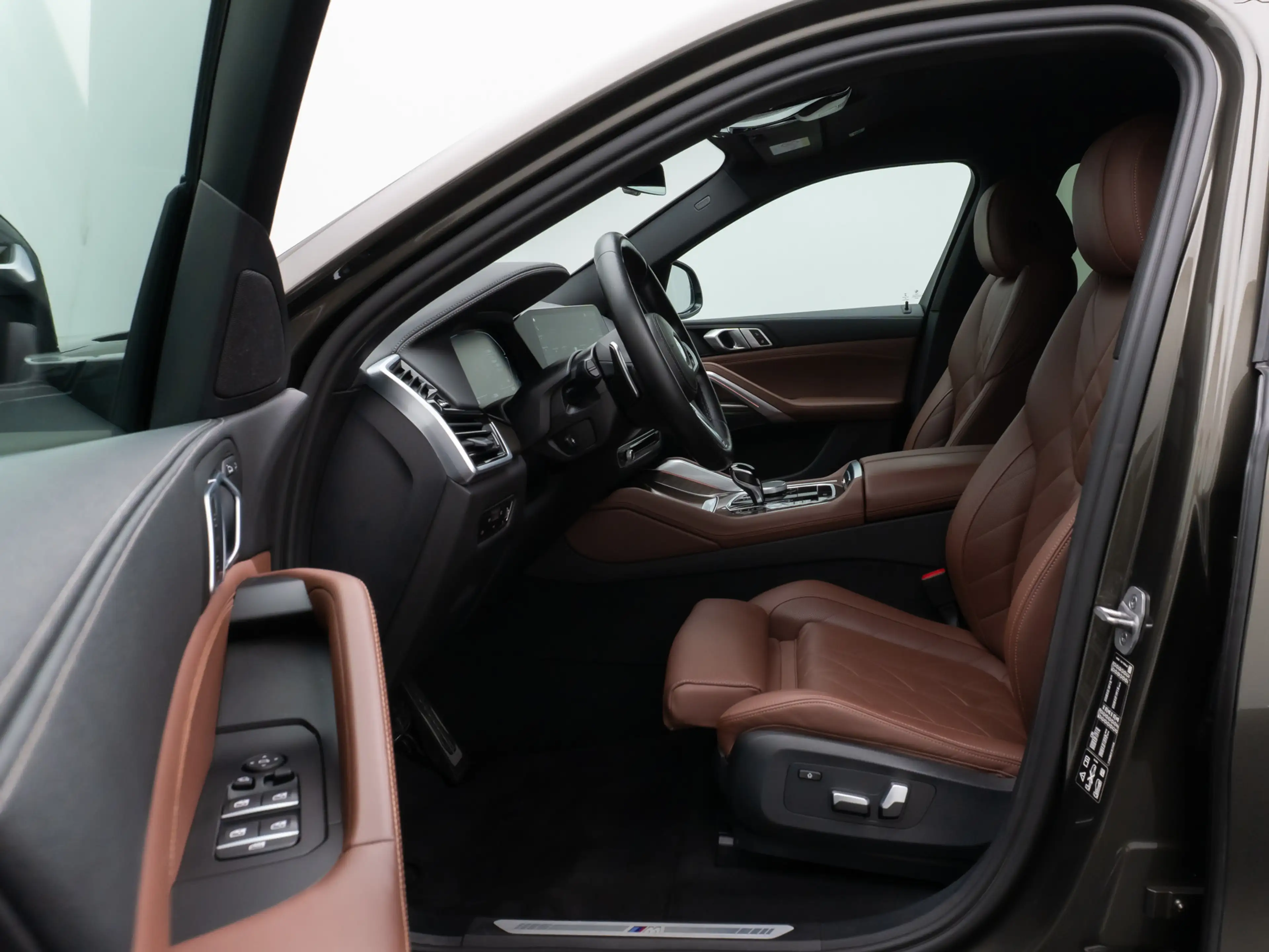 BMW X6 MSport Kamera Laser HUD DAB HiFi 21Zoll — photo 19