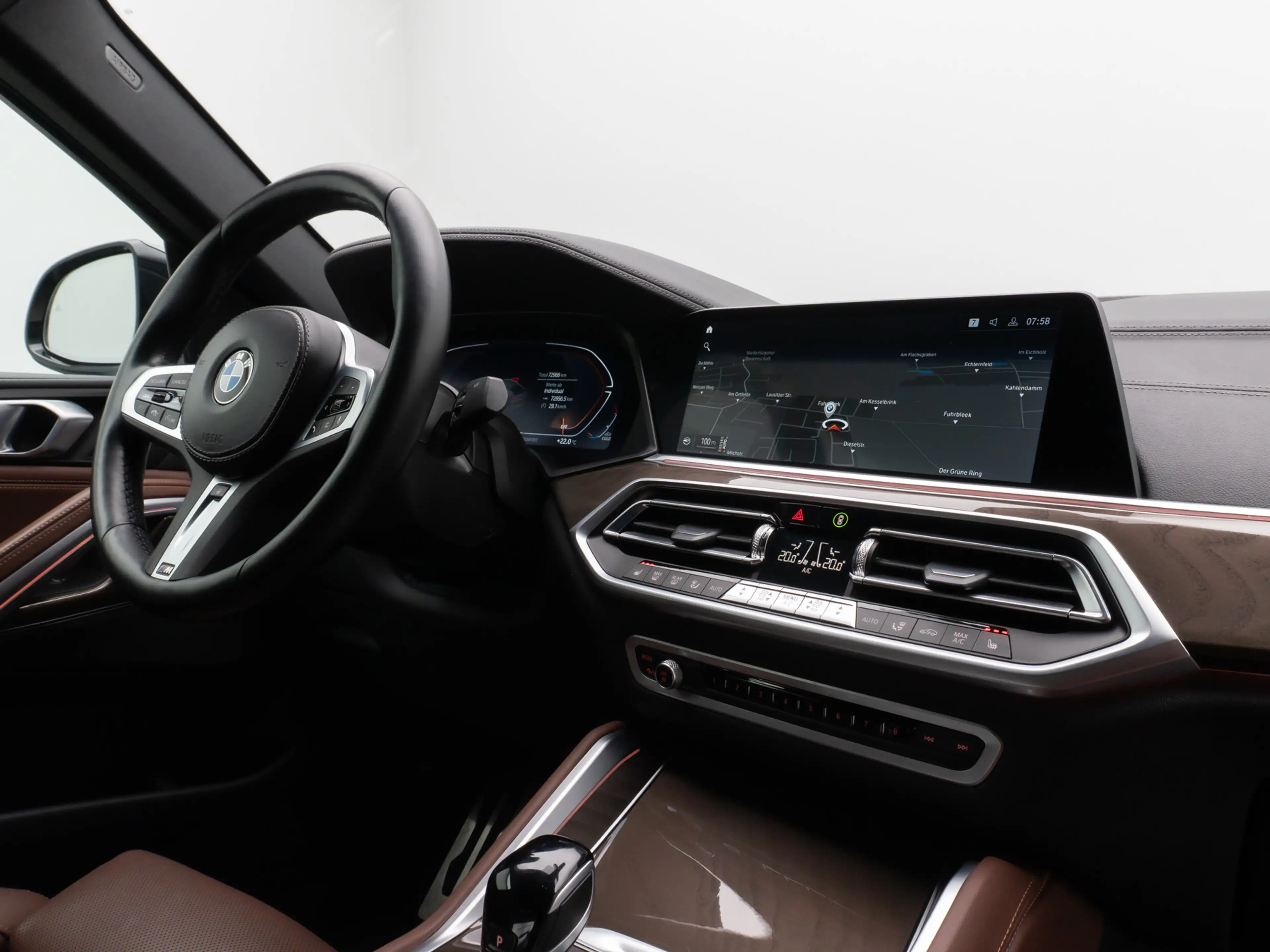 BMW X6 MSport Kamera Laser HUD DAB HiFi 21Zoll — photo 35