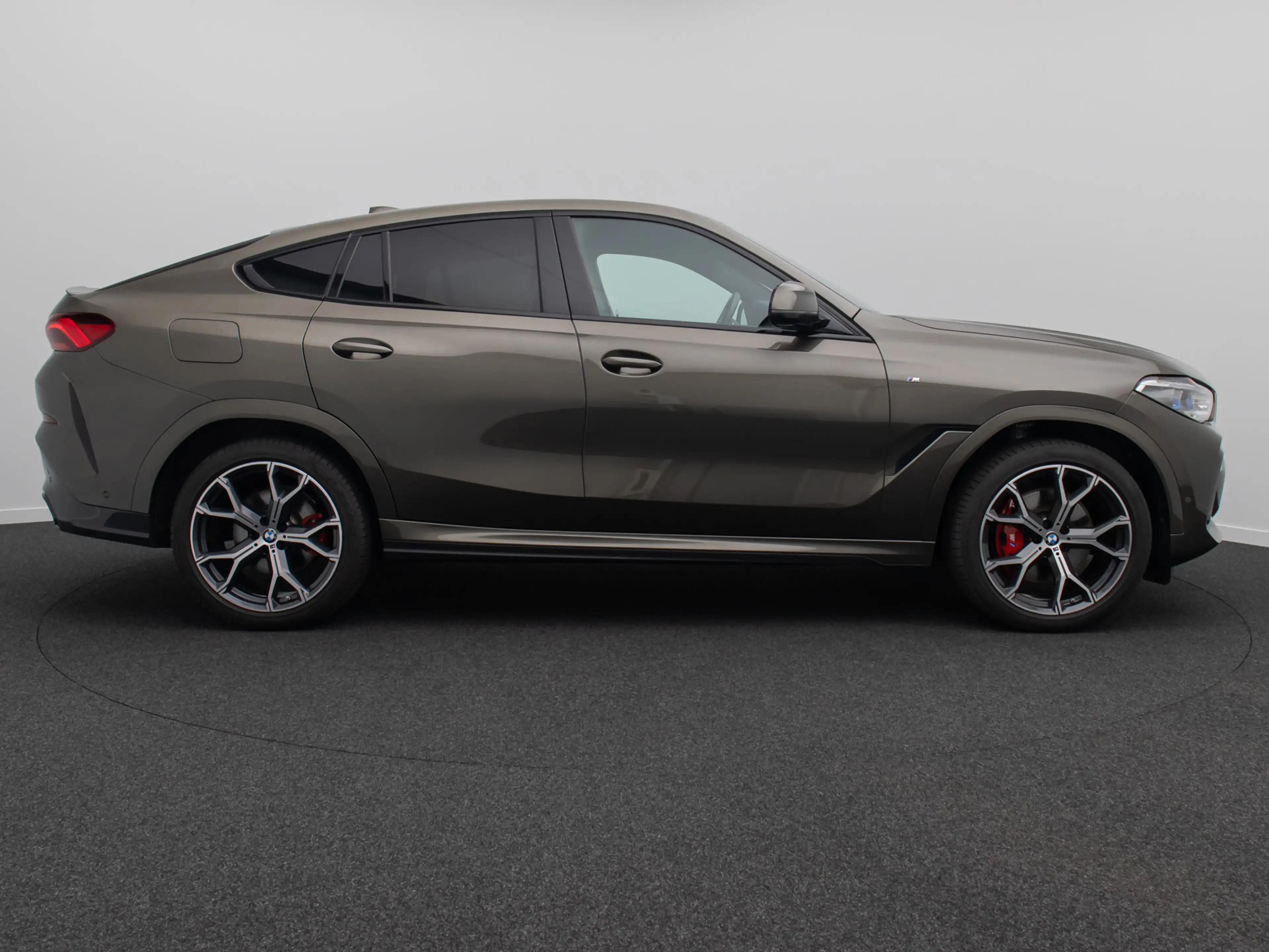 BMW X6 MSport Kamera Laser HUD DAB HiFi 21Zoll — photo 5
