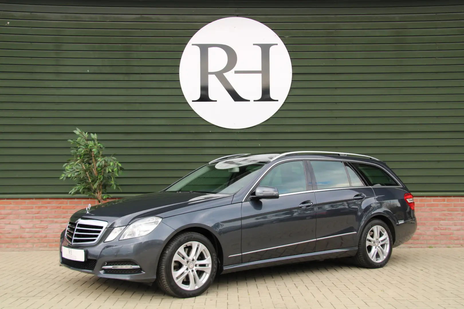 Mercedes-Benz E 350 Estate Automaat 4Matic Avantgarde - 113dkm - 1e ei Gris - 1