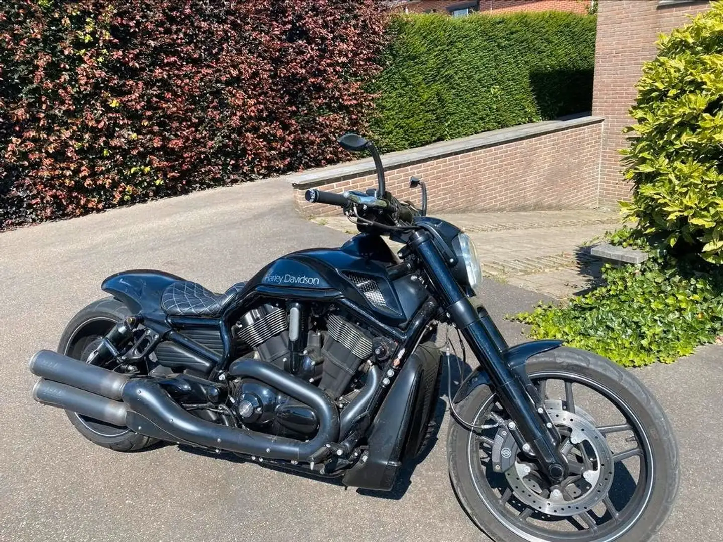 Harley-Davidson Night Rod special custom Černá - 2