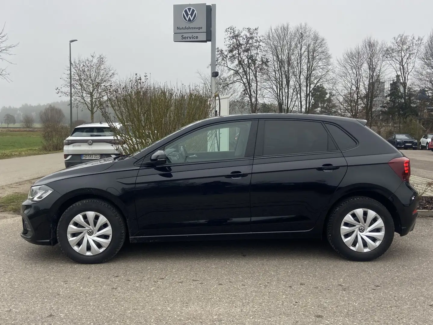 Volkswagen Polo 1.0 TSI DSG Life NAVI+LED+APP-CONNECT+ACTIV Schwarz - 2