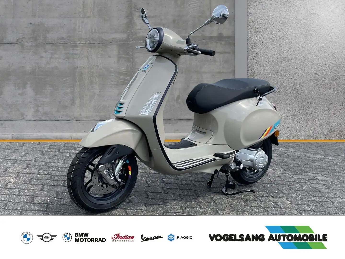 Vespa Primavera 50 Modell 2024, LCD-Display, Black Par Beige - 1