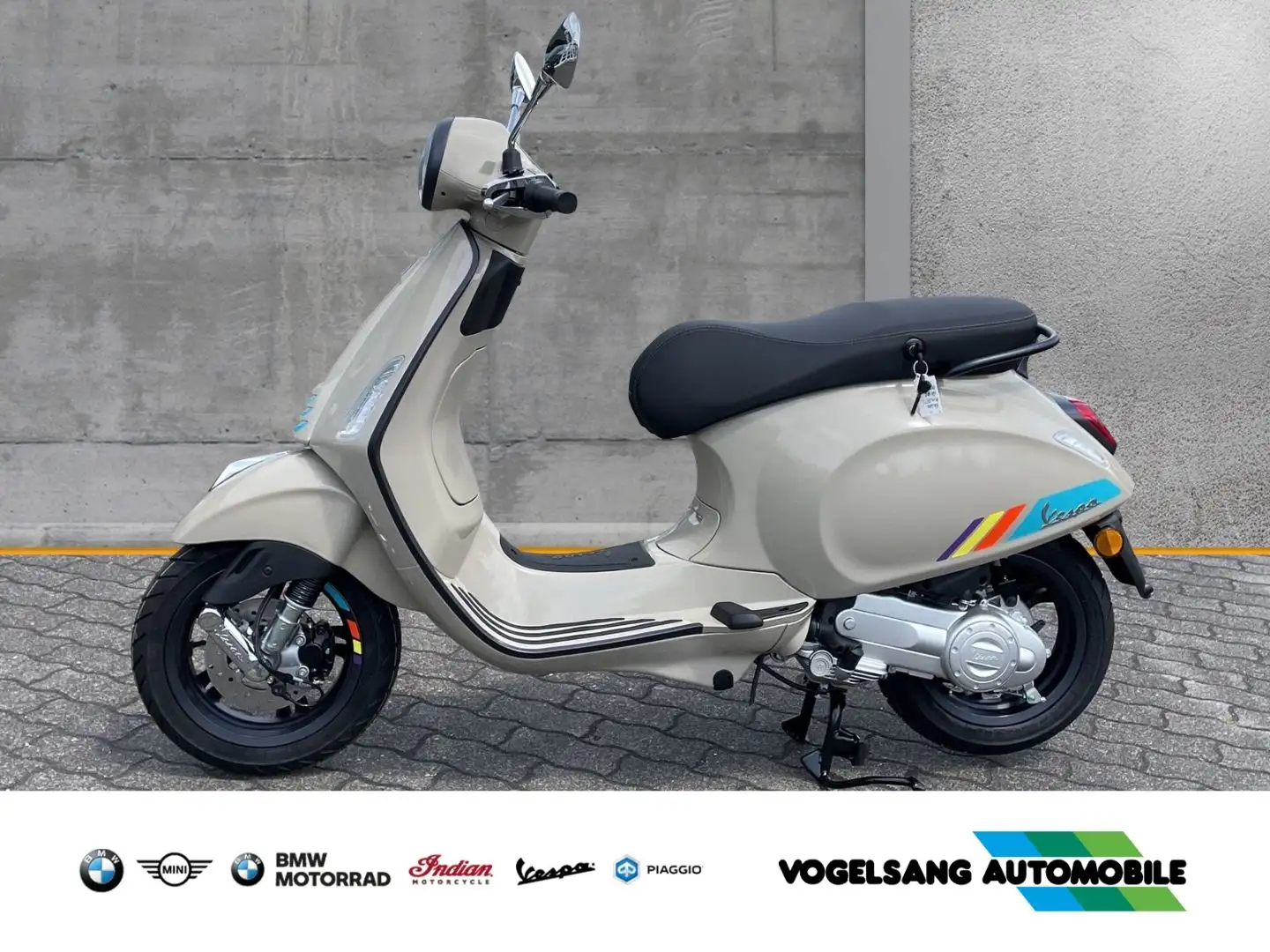 Vespa Primavera 50 Modell 2024, LCD-Display, Black Par Beige - 2