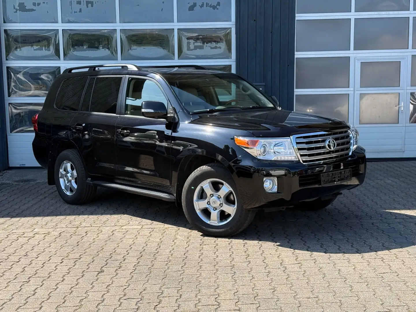 Toyota Land Cruiser 200 Premium 4,5L V8/JBL/5-Sitze/2-H Negru - 2