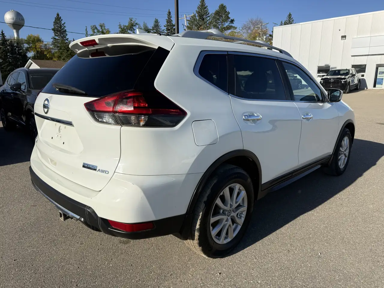 Nissan Rogue снимка Nissan Rogue