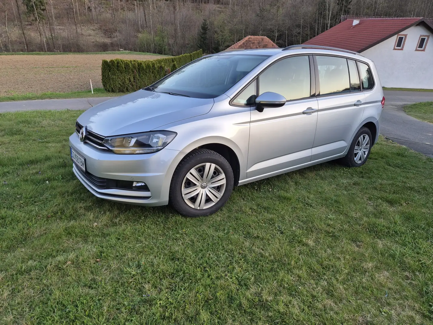 Volkswagen Touran Trendline BMT/Start-Stopp Grau - 1
