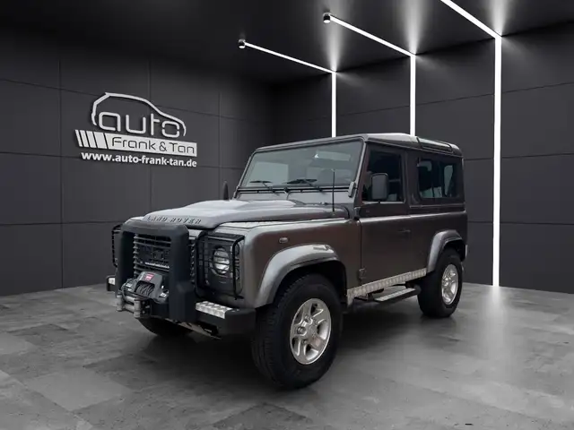 Land Rover Defender 90 SE Station Wagon Seilwinde Klima