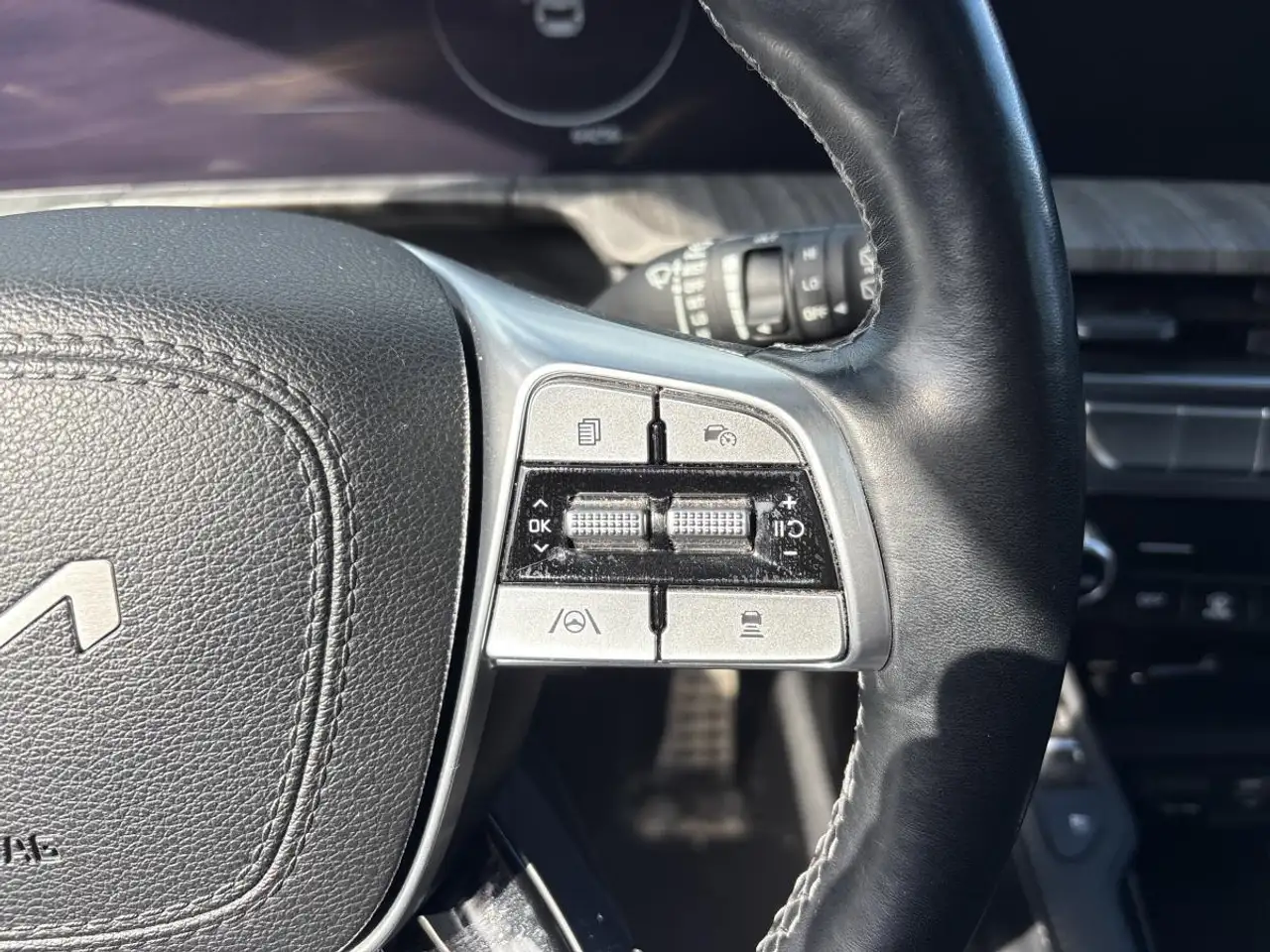 Kia Telluride снимка Kia Telluride