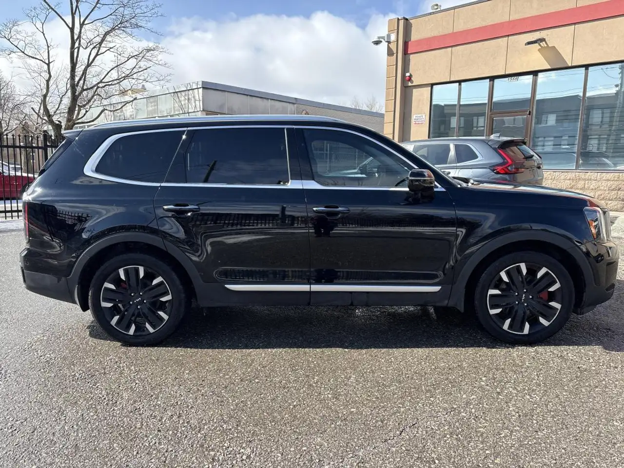Kia Telluride снимка Kia Telluride