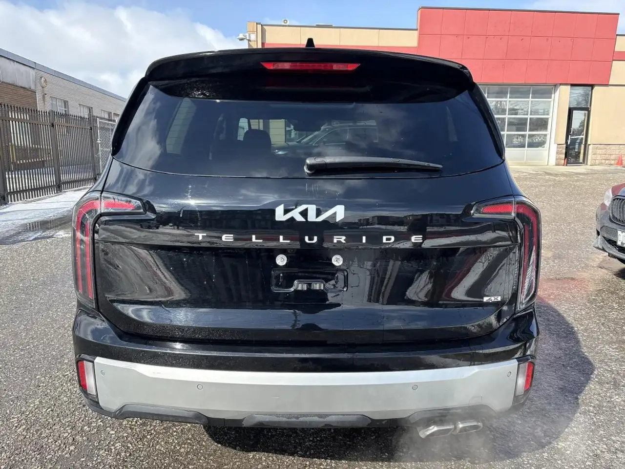 Kia Telluride снимка Kia Telluride