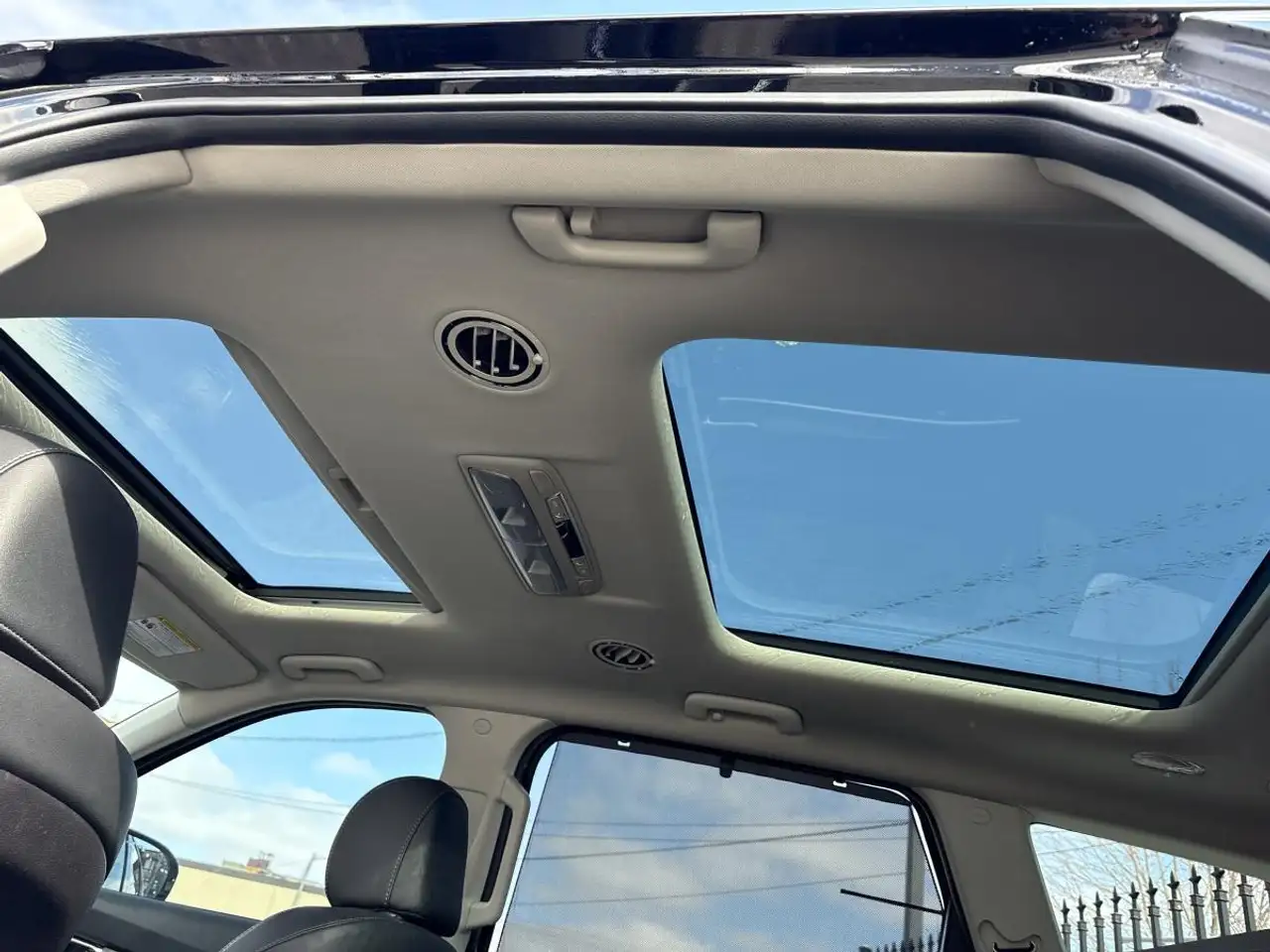 Kia Telluride снимка Kia Telluride