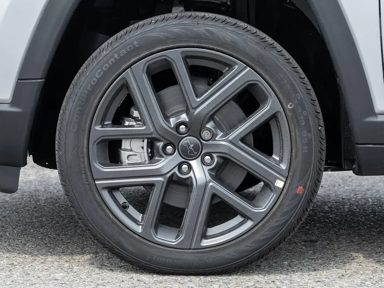 Jeep Compass photo Jeep Compass