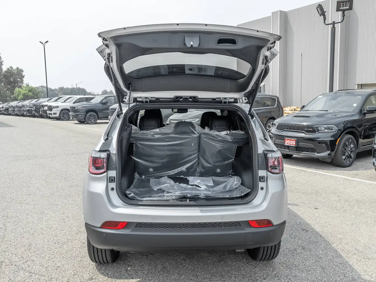 Jeep Compass photo Jeep Compass