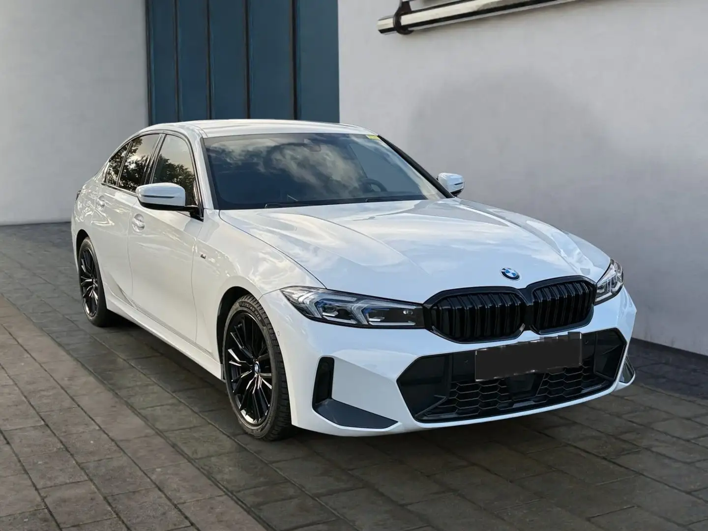 BMW 320 320d M SPORT-HEAD UP DISPLAY-MEMORY-KAMERA Bianco - 1