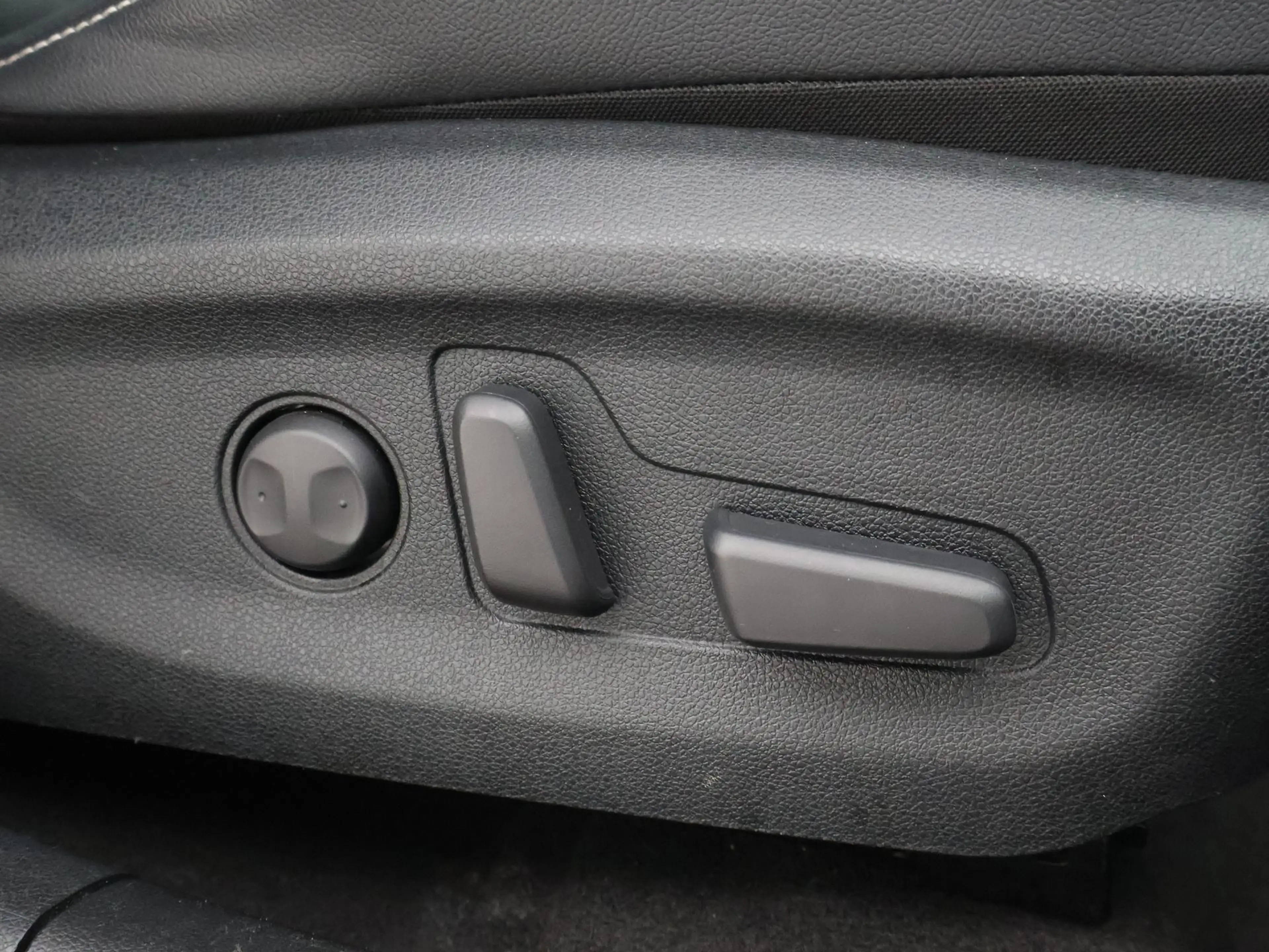 Kia e-Niro EXECUTIVELINE 64 kWh 98% SOH! + STOELVENTILATIE | — photo 9