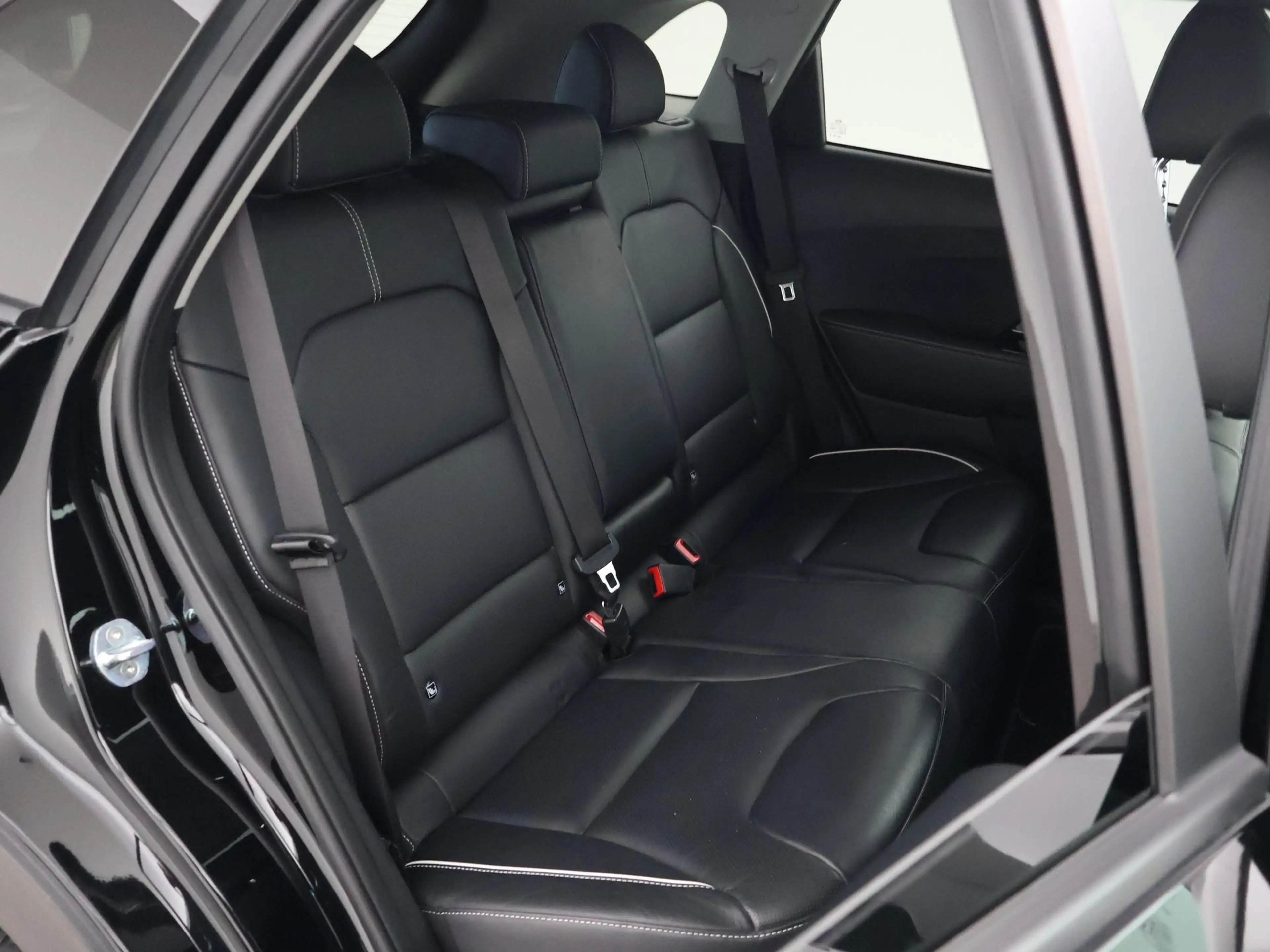Kia e-Niro EXECUTIVELINE 64 kWh 98% SOH! + STOELVENTILATIE | — photo 10