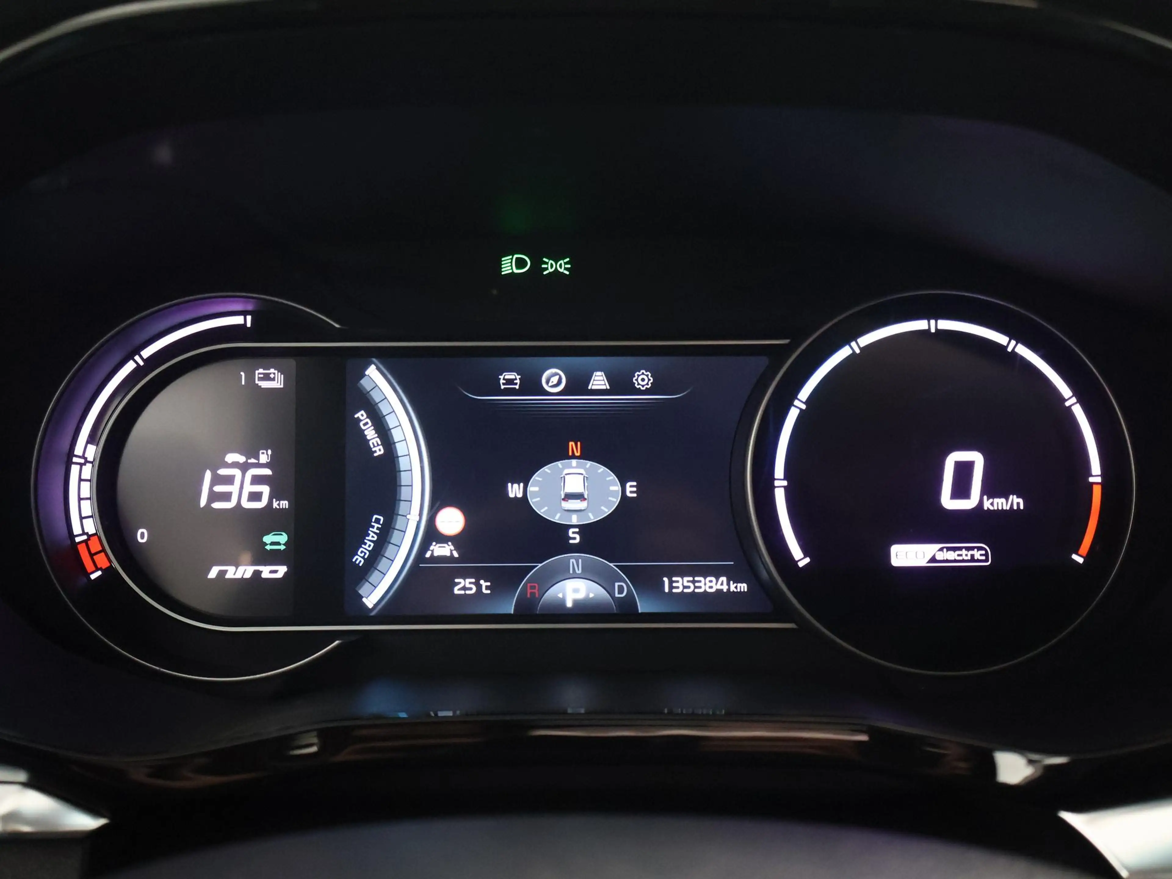 Kia e-Niro EXECUTIVELINE 64 kWh 98% SOH! + STOELVENTILATIE | — photo 35