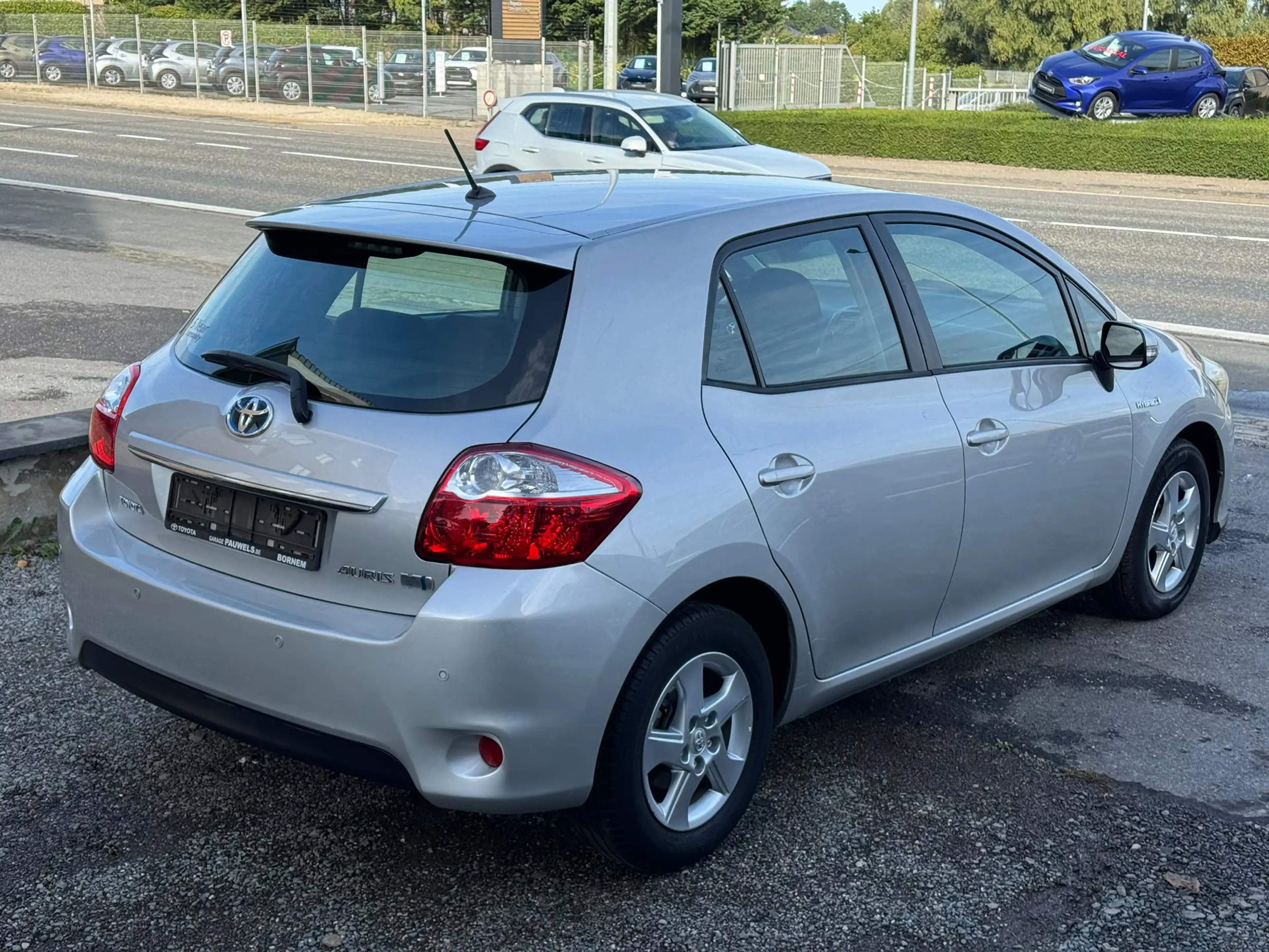 Toyota Auris Auris HEV 1.8i HSD Luna CVT — photo 4