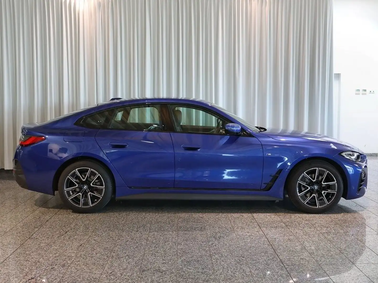 BMW 420 d Gran Coupe M Sport DrivAssProf. RFK HarmKar. Blau - 2
